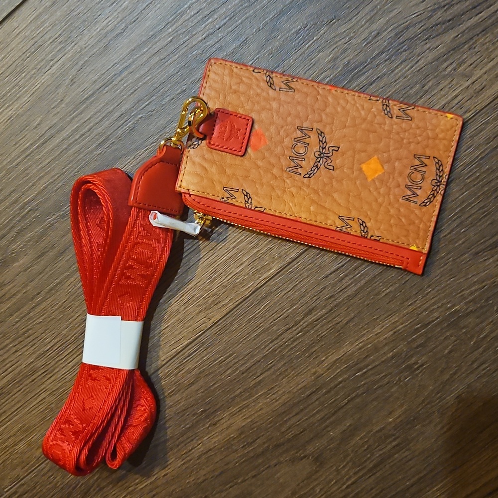 MCM VISETOS LANYARD CARD CASE - Picture 11 of 12